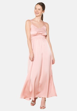 Oblečenie na špeciálnu príležitosť - pastel peach