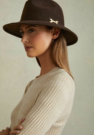 Reiss HOLLY FEDORA - Šešir - chocolate