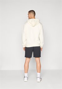 Thumbnail Image 3