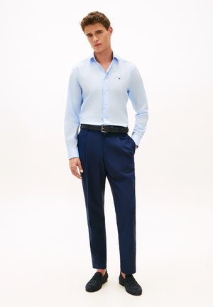 AIRDOT PANTS - Nadrágok - navy iris