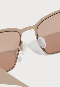 Calvin Klein Jeans UNISEX - Slnečné okuliare - blush