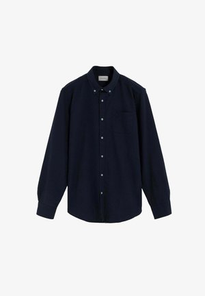 Camisa de botón de manga larga color azul marino, hecha de algodón, con cuello abotonado, bolsillo frontal y botones azul claro en la tapeta.