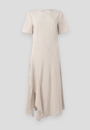 Beige, térd középig érő ruha texturált anyagból, rövid ujjakkal és aszimmetrikus szegéllyel. Kerek nyakkivágás hátul cipzárral.