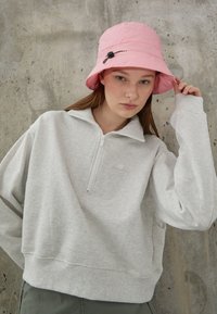 New Balance ATHLETICS REMASTERED FRENCH TERRY 1/4 ZIP - Camisola - sea salt heather