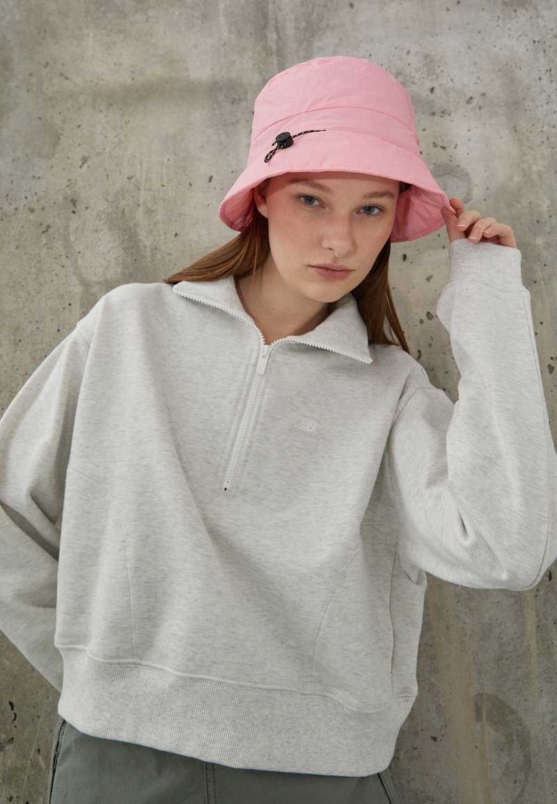 New Balance ATHLETICS REMASTERED FRENCH TERRY 1/4 ZIP Sweatshirt