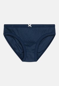Slip in cotone blu navy con dettaglio a punto croce bianco in vita e una leggera texture, con un taglio a vita bassa e una vestibilità aderente.