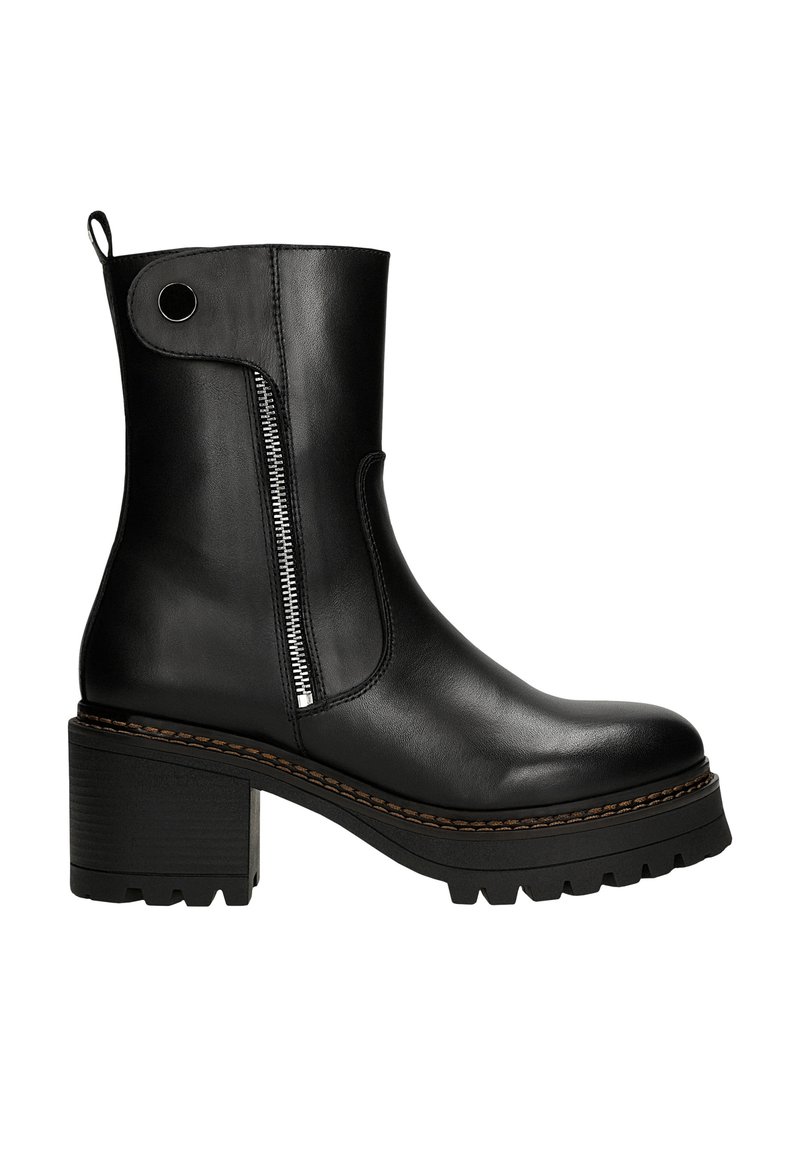 Wojas - Platform ankle boots - black, Enlarge