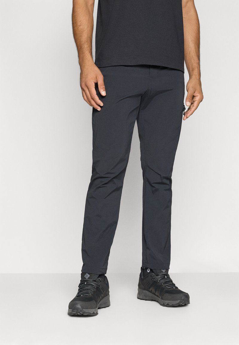 Dunkelgraue Herrenhose aus leichtem Stoff, schmal zulaufendes Design, mit Seitentaschen und einem Reißverschlussdetail am linken Oberschenkel.