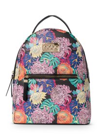 Sac à dos floral avec un extérieur en synthétique noir, des motifs de fleurs colorés, une plaque logo dorée et une poche avant zippée.