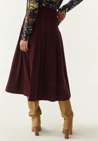 TATUUM GRENADA - Áčková sukně - red