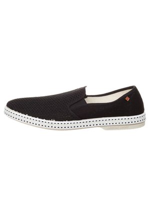 Slip-ons - black