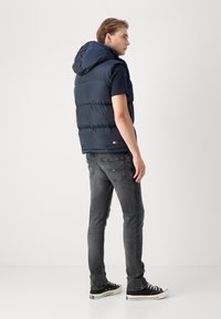 Tommy Jeans ALASKA - Liivi - dark night navy