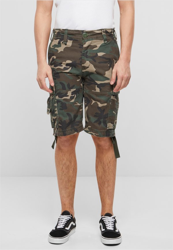VINTAGE - Shorts - olive camo