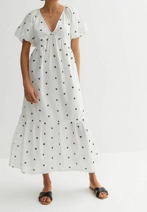 Robe de jour - white