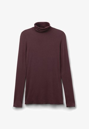 Camisa de manga larga de cuello alto en burdeos, hecha de una tela suave y lisa, que presenta un corte relajado y un diseño de cuello drapeado.