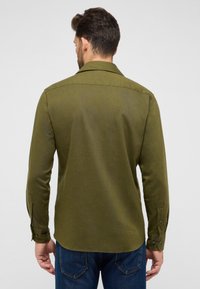 Eterna FLANELLHEMD - MODERN FIT - Zakelijk overhemd - khaki
