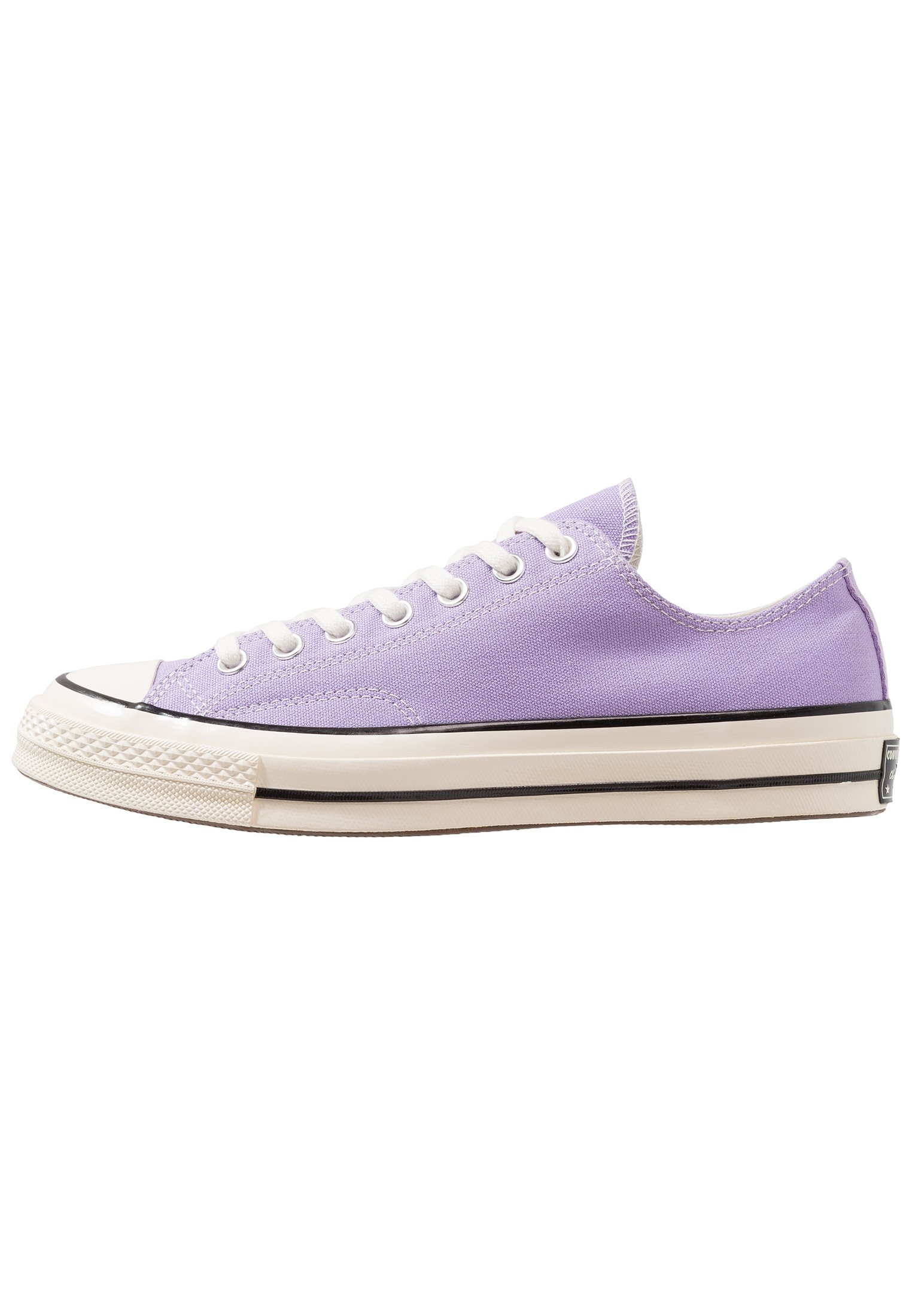 washed lilac converse
