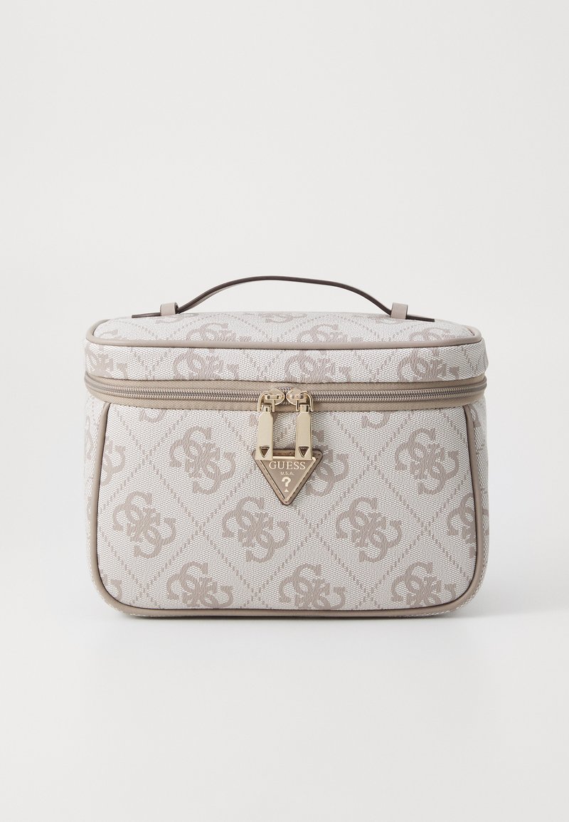 Borsa cosmetica beige con tessuto testurizzato, motivo con logo, forma rettangolare, accenti marroni e hardware in tonalità oro, dotata di una chiusura sicura.