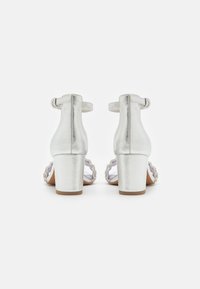 Marco Tozzi Sandaler - silver