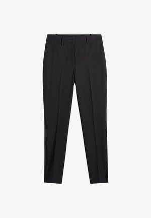 Schwarze, maßgeschneiderte Slim-Fit-Hose mit Fronttaschen, Gürtelschlaufen und Knopfverschluss, dargestellt auf weißem Hintergrund.