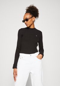 Tommy Jeans SWEATER - Jersey de punto - black