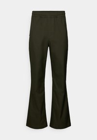 Kijelölve, dark cavern