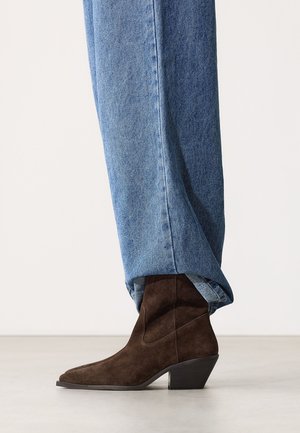 sacha, Cowboy/biker ankle boot - brown