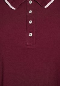 Zizzi MIT STRASSSTEINEN UND RÜSCHENDETAILS - Polotričko - port royal comb