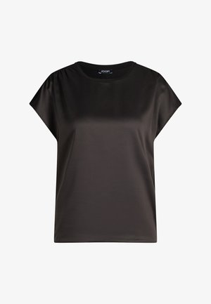 Schwarzes Satin-Oberteil mit kurzen Ärmeln, lockerem Schnitt, rundem Ausschnitt und glatter Textur. Verfügt über dezente Drapierungen an den Schultern für zusätzliche Details.