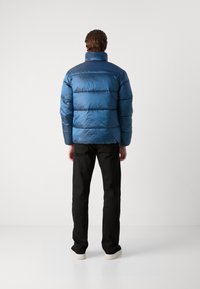 Calvin Klein Jeans TWO TONE PUFFER JACKET - Ziemas jaka - china blue black