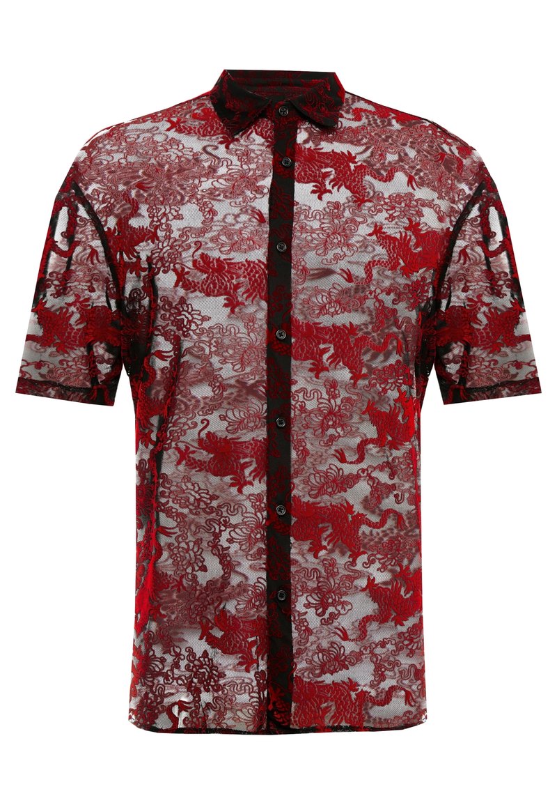 Transparante shirt met korte mouwen, gekenmerkt door een patroon van een rode en zwarte draak, een knoopsluiting aan de voorkant en een kraag. De stof is lichtgewicht en textuur.