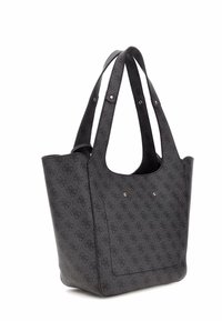 Borsa a tracolla in materiale sintetico grigio scuro texture, con motivo logo, manici allungati e dettagli metallici.