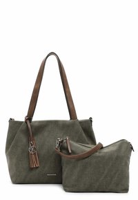 Sac fourre-tout en tissu vert avec des accents en cuir marron, présentant un détail de pompon. Inclus un petit étui zippé assorti. Les deux sont structuré.