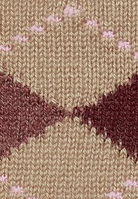 Tessuto a maglia con un motivo geometrico nei toni del rosa chiaro, marrone e beige. La texture è liscia con cuciture visibili.