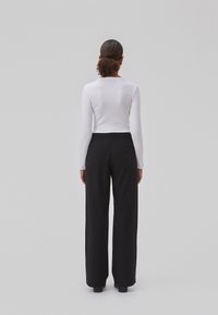 Modström IGOR CROP - Top s dlhým rukávom - offwhite