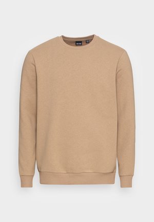Schlichtes beiges Sweatshirt mit Rundhalsausschnitt, langen Ärmeln und gerippten Bündchen und Saum auf weißem Hintergrund.