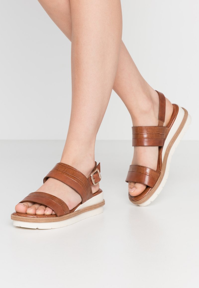 Tamaris Plateausandalette - cognac