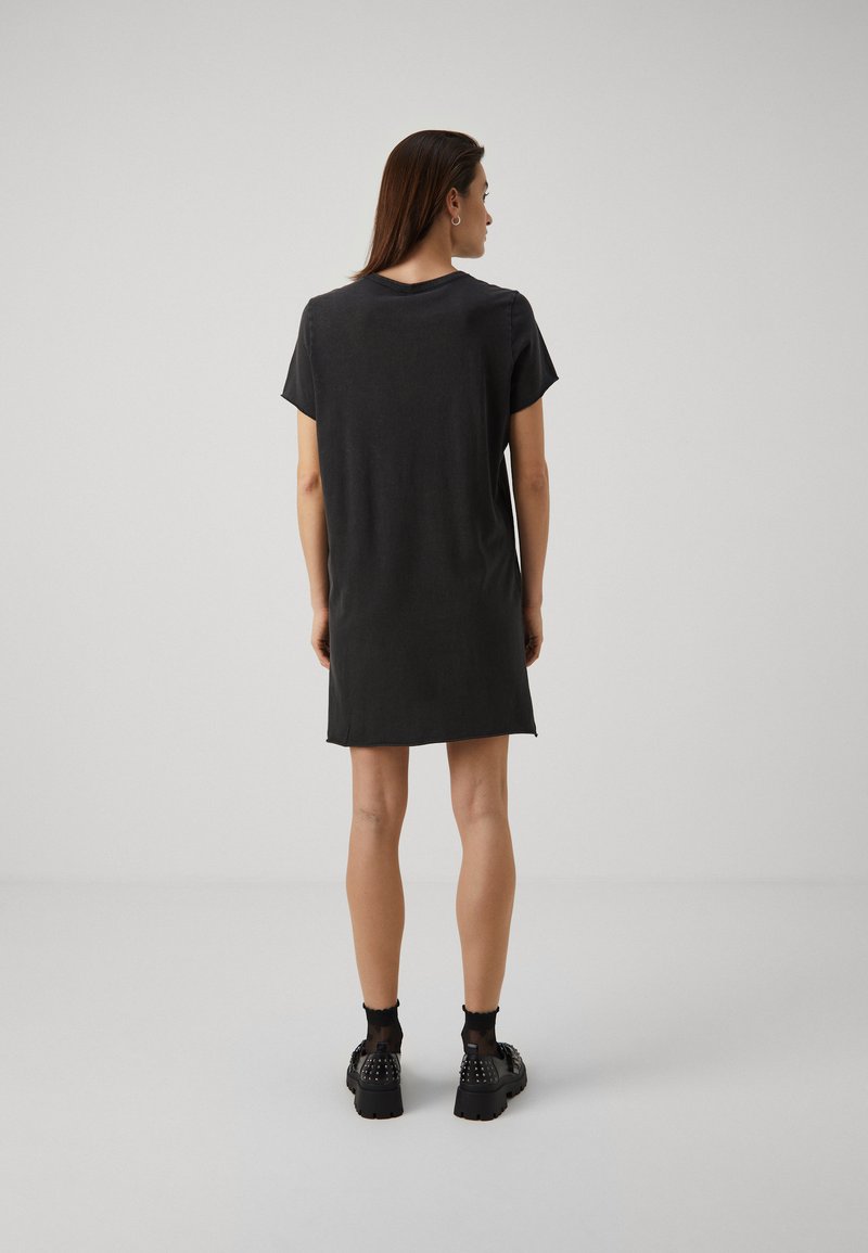 ONLY ONLLUCY LIFE NOOS - T-Shirt Dress - black/black - Zalando.co.uk ONLY ONLLUCY LIFE NOOS - T-Shirt Dress - black/black - Zalando.co.uk