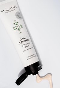 MÁDARA DAILY DEFENCE ULTRA RICH BALM - Soin de jour