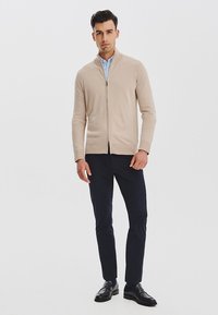 Pako Lorente - Kardigan