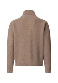 Béžový pletený sveter s vysokým golierom, textúrovaným vzorom a rebrovanými manžetami a lemom. Pohľad zozadu ukazuje voľný strih a ľahký dizajn.