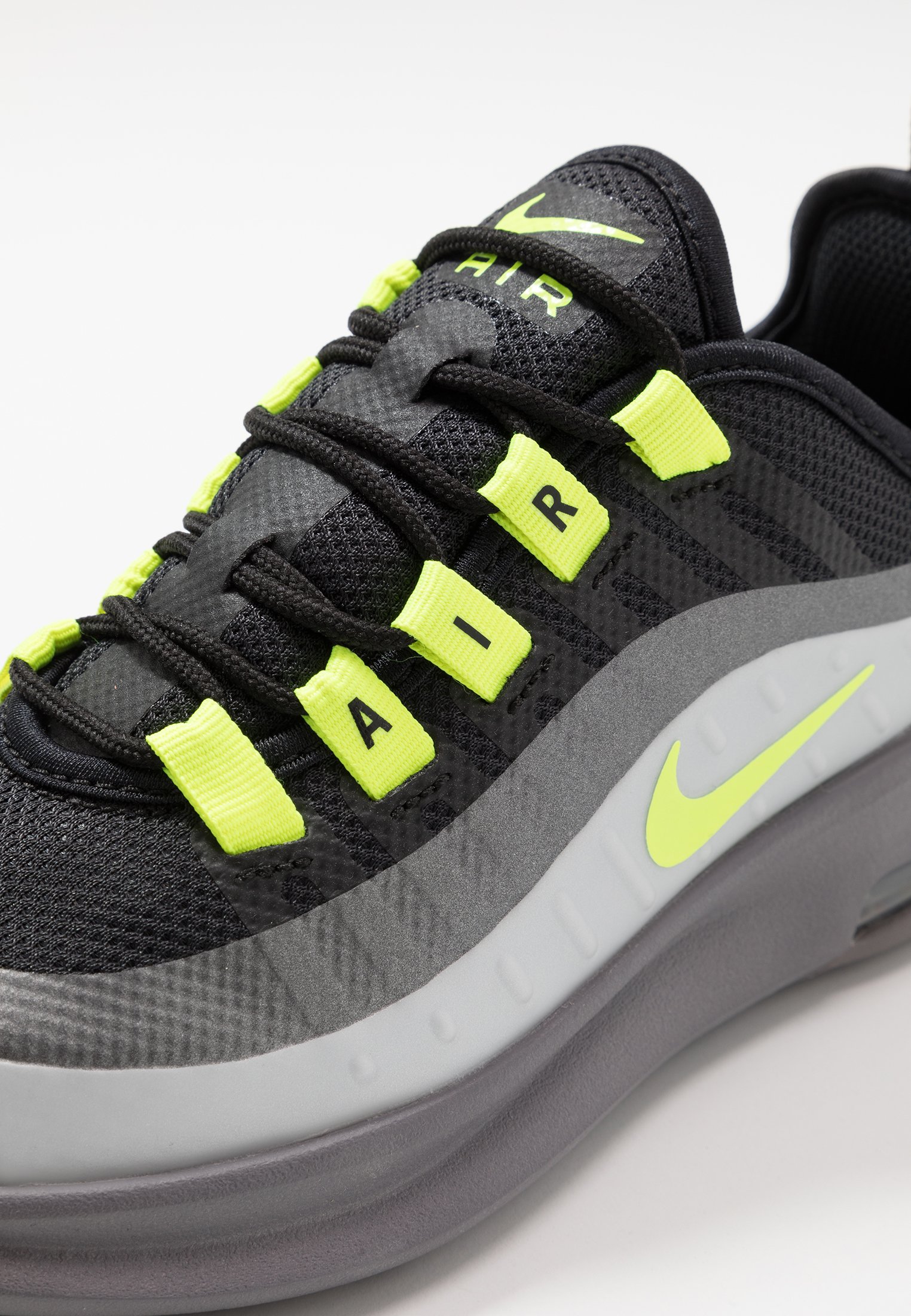 Nike Sportswear AIR MAX AXIS - Sneakers laag - black/volt/gunsmoke/Zwart -  Zalando.nl