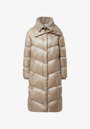 Beżowy płaszcz puchowy z wzorem w chevron, wysokim kołnierzem i długimi rękawami. Wykonany z błyszczącego, lekkiego materiału z żebrowanymi akcentami na kołnierzu i mankietach.