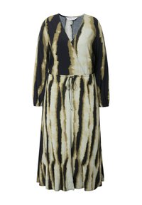 Wikkeljurk in zwart, crème en gouden tie-dye patroon. Lange mouwen, V-hals, koord in de taille en uitlopende rok. Zachte stofstructuur.