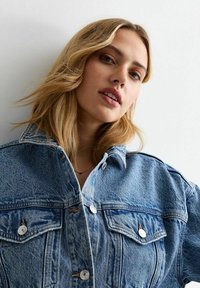 New Look Chaqueta vaquera - blue
