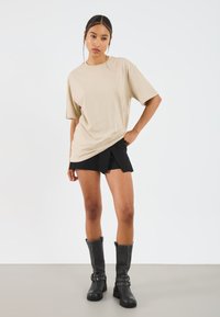 YOURTURN - UNISEX 3 PACK - Basic T-shirt - olive/beige/dark blue Thumbnail Image 1