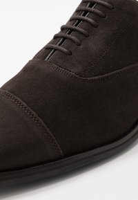 JOOP! KLEITOS LACE UP - Elegantni čevlji z vezalkami - dark brown