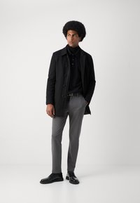 INDICODE JEANS Abrigo corto - black