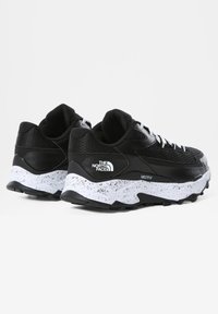 The North Face VECTIV TARAVAL - Trainers - BLACK/WHITE