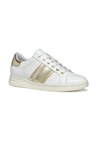 Witte sneaker met gouden accenten. Kenmerkt zich door soepel leer, ronde neus en vetersluiting aan de voorkant. Getextureerde gouden streep aan de zijkant en gepolsterde kraag.